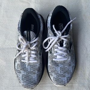 Brooks adrenaline 21